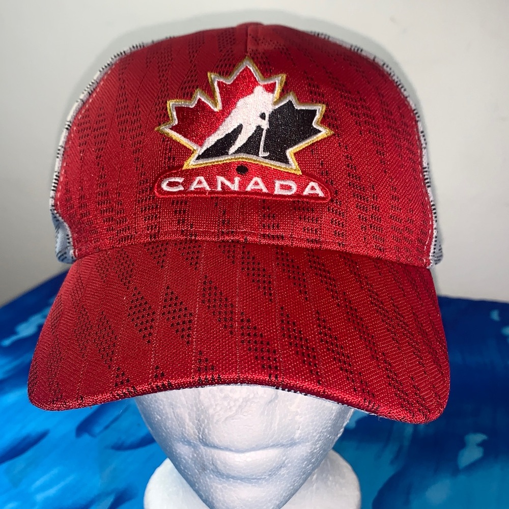 Hockey Canada Ball Cap Hat Lace Lidz OSFA Snapback Red White Embroidery